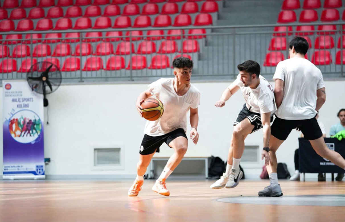 Haliç Üniversitesi Spor Faaliyetleri Nelerdir? | Haliç Üniversitesi