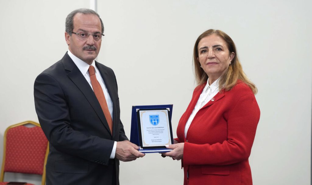 Spor Bilimleri Fakültesi’nde Dekanlık Devir Teslim Töreni Gerçekleşti