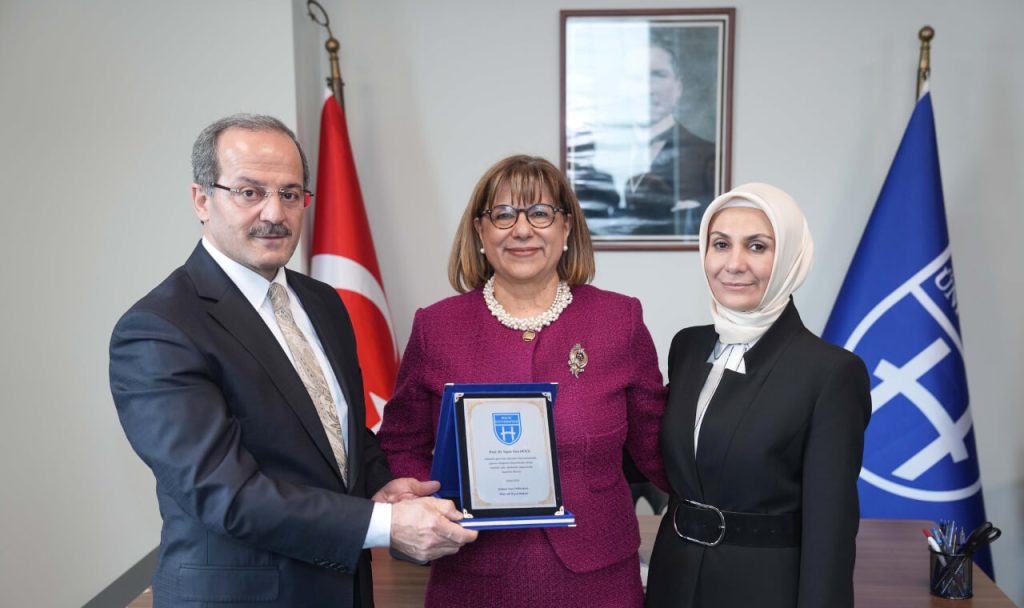 Fen Edebiyat Fakültesi’nde Dekanlık Devir Teslim Töreni Yapıldı