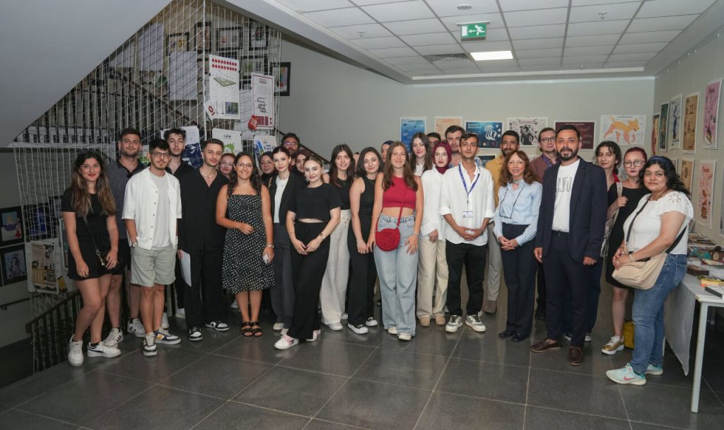 Grafik Tasarım Bölümü Yıl Sonu Öğrenci Sergisi Gerçekleşti