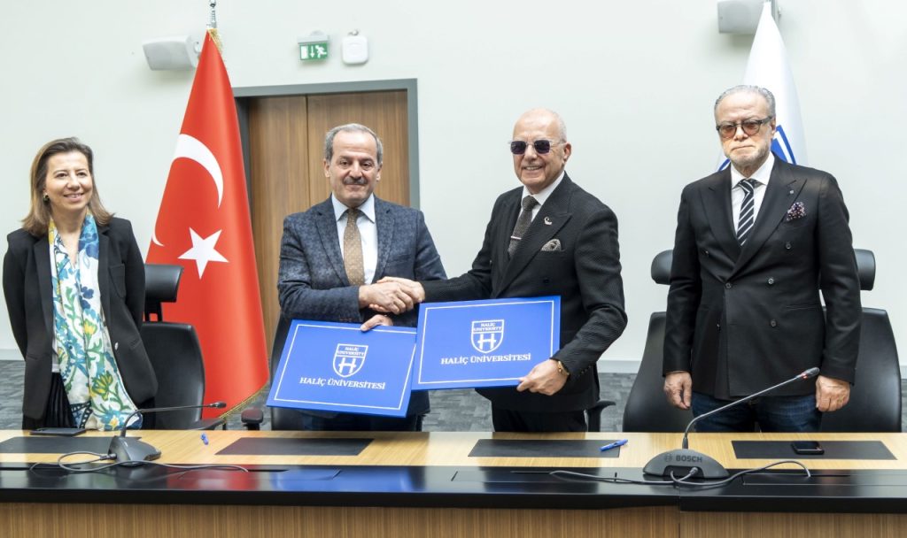 Üniversitemiz ve TRİSAD Arasındaki İş Birliği Protokolü Güncellendi