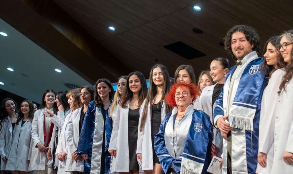 Geleceğin Diyetisyenleri Beyaz Önlüklerini Giydi