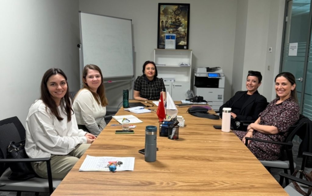 Bölümlerin Akreditasyon Süreçleri Komisyonda Ele Alındı