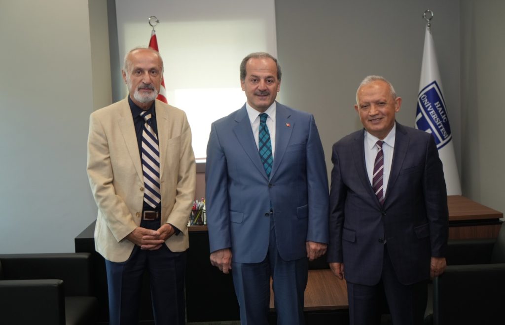 İşletme Fakültesinde Dekanlık Devir Teslim Töreni Gerçekleşti