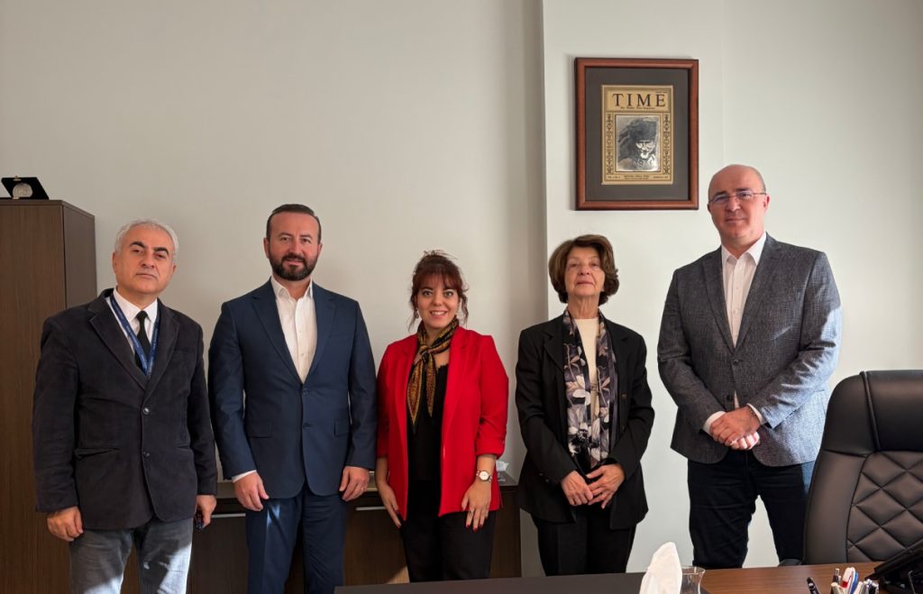 Kurumsal Akreditasyon Programı Öncesi Tıp Fakültesi Dekanlığı ile Afiliye Hastane Arasında Bilgilendirme Toplantısı Gerçekleştirildi