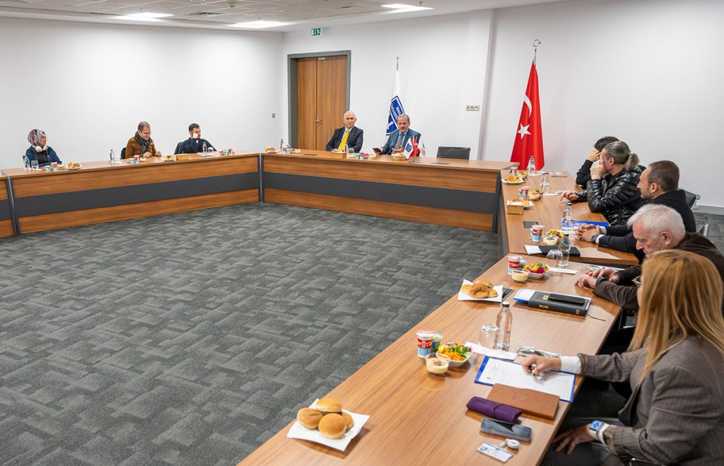 Rektörümüz Prof. Dr. Nihat İnanç Öğrencilerimiz ile Bir Araya Geldi