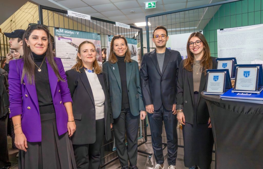 Mimarlık Fakültesi’nde En Başarılı Projeler Ödüllendirildi