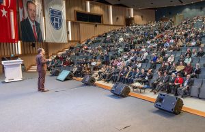 Üniversitemizin Bahar Dönemi Akademik Açılışında Gelecek Vurgusu Yapıldı