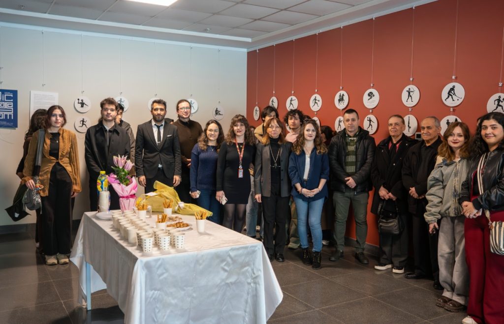 Dr. Öğr. Üyesi Selin Çetinkaya Bıyık’ın “Piktogram” Sergisi Açıldı