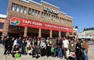 İç Mekan Tasarımı Programı Öğrencileri Yapı Fuarı 2026’daydı