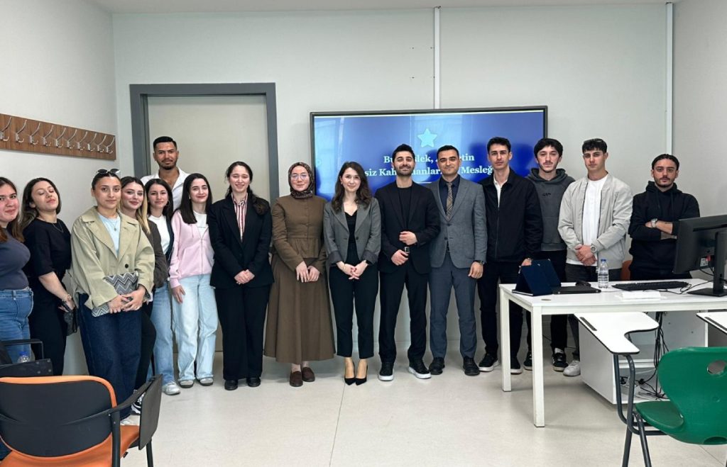 Mahkeme Büro Hizmetleri Programı Tarafından “Kariyer Günleri: Zabıt Kâtipliği” Etkinliği Gerçekleştirildi