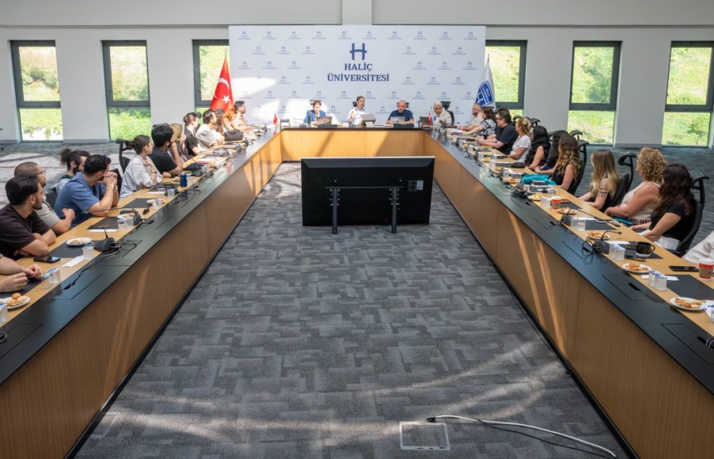Yabancı Diller Yüksekokulu’nda Akademik Değerlendirme ve Yeni Dönem Hedefleri